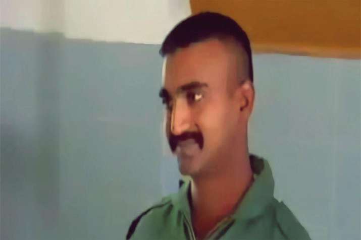 IAF पायलट की रिहाई रोकने के लिए याचिका दायर, जानें पाकिस्तान कोर्ट का फैसला IAF पायलट की रिहाई रोकने के लिए याचिका दायर, जानें पाकिस्तान कोर्ट का फैसला- India TV