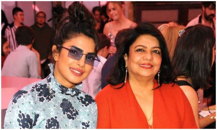 Priyanka chopra and madhu chopra Priyanka chopra and madhu chopra- India TV
