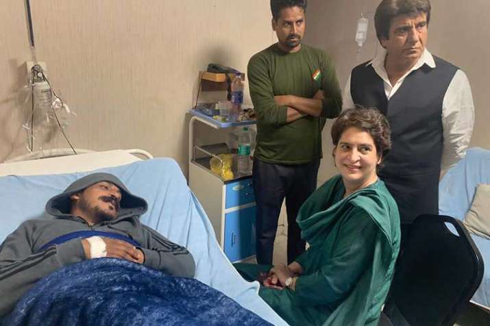 Congress General Secretary Priyanka Gandhi Vadra visits... Congress General Secretary Priyanka Gandhi Vadra visits...- India TV
