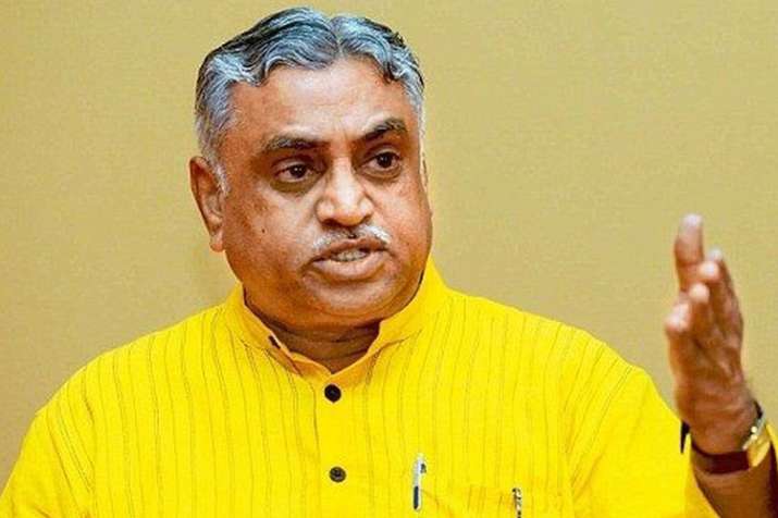 आरएसएस ने भारतीय वायु सेना की हवाई हमले की कार्रवाई को लेकर उसका अभिनंदन किया आरएसएस ने भारतीय वायु सेना की हवाई हमले की कार्रवाई को लेकर उसका अभिनंदन किया- India TV