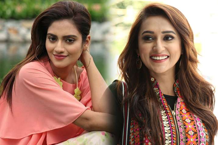 लोकसभा की जंग के लिए तृणमूल तैयार, 41 फीसदी टिकट महिला उम्मीदवारों को लोकसभा की जंग के लिए तृणमूल तैयार, 41 फीसदी टिकट महिला उम्मीदवारों को- India TV