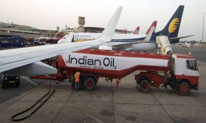 indian IOC cuts fuel supplies to Jet Airwaysoil indian IOC cuts fuel supplies to Jet Airwaysoil- India TV Paisa