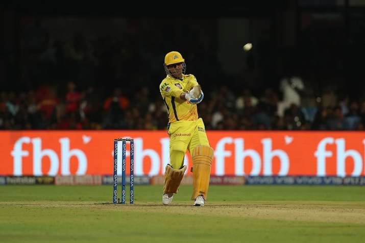 IPL 2019: इसलिए एमएस धोनी ने 19वें ओवर में नहीं लिया कोई सिंगल रन, खुद बताई वजह IPL 2019: इसलिए एमएस धोनी ने 19वें ओवर में नहीं लिया कोई सिंगल रन, खुद बताई वजह- India TV