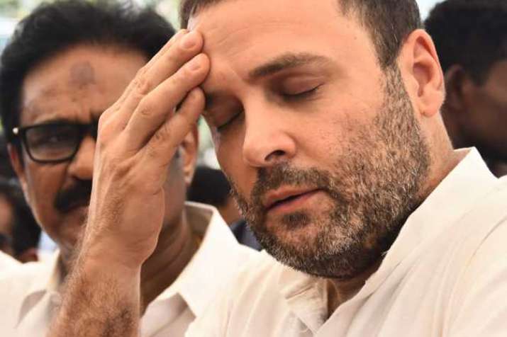 पीएम मोदी को घेरने के चक्कर में खुद घिर गए राहुल गांधी पीएम मोदी को घेरने के चक्कर में खुद घिर गए राहुल गांधी- India TV