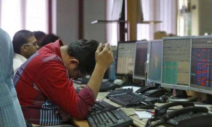 Sensex slumps 324 pts; Nifty drops below 11,650 on F&O expiry Sensex slumps 324 pts; Nifty drops below 11,650 on F&O expiry - India TV Paisa