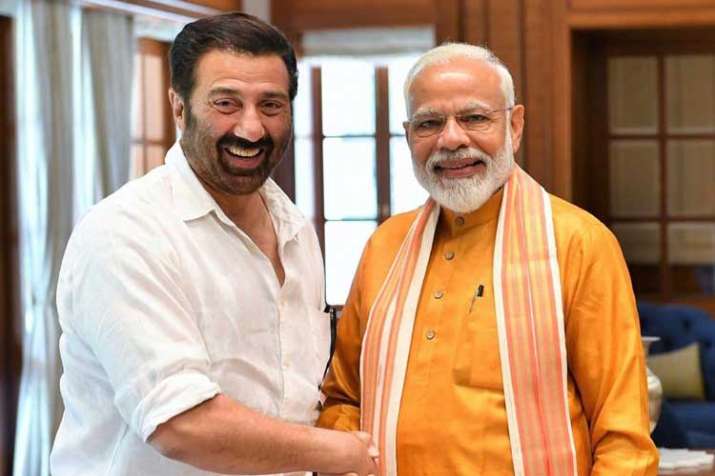 sunny deol and pm modi sunny deol and pm modi- India TV