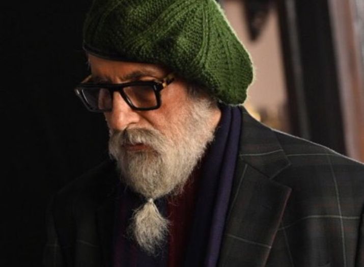 Amitabh Bachchan shares his first look from film... Amitabh Bachchan shares his first look from film...- India TV