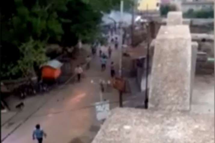 West Bengal Violence: Bomb hurled at BJP rally in Bhirbhum West Bengal Violence: Bomb hurled at BJP rally in Bhirbhum - India TV