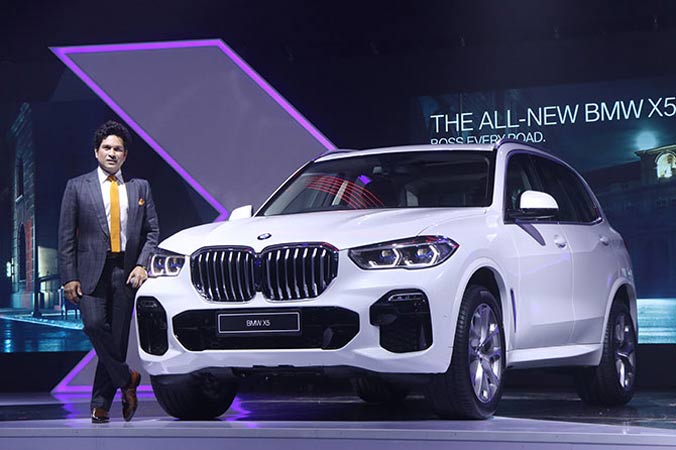 BMW launches new X5 SUV BMW launches new X5 SUV- India TV Paisa