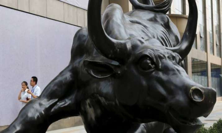 Sensex crashes 363 pts as US-China trade talks derail Sensex crashes 363 pts as US-China trade talks derail- India TV Paisa