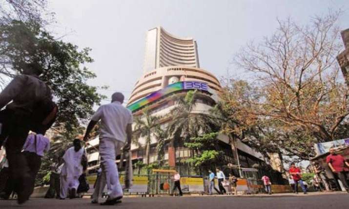 Benchmark indices log fresh closing highs, 3rd in a row Benchmark indices log fresh closing highs, 3rd in a row- India TV Paisa