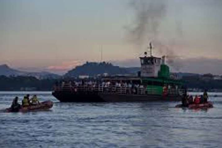 30 dead, 200 missing after boat sinks on DR Congo lake | AP 30 dead, 200 missing after boat sinks on DR Congo lake | AP- India TV