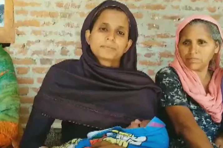 दुबई में रहने वाले भारतीय ने अपने नवजात शिशु का नाम 'नरेंद्र मोदी' रखा दुबई में रहने वाले भारतीय ने अपने नवजात शिशु का नाम 'नरेंद्र मोदी' रखा- India TV