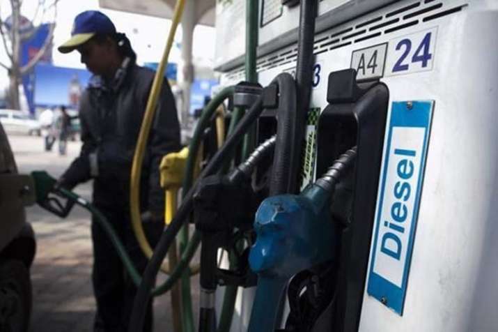 Petrol and diesel prices remain static on Wednesday | PTI File Petrol and diesel prices remain static on Wednesday | PTI File- India TV Paisa