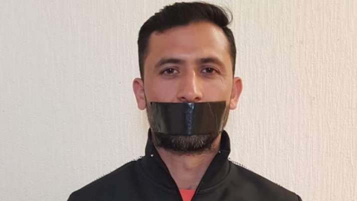 Junaid Khan protested to take him out of World Cup Squad by clamping a black bar on his face Junaid Khan protested to take him out of World Cup Squad by clamping a black bar on his face- India TV