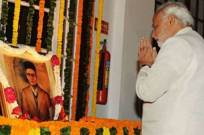 PM Modi pays tribute to prolific poet, social reformer and courageous fighter Veer Savarkar PM Modi pays tribute to prolific poet, social reformer and courageous fighter Veer Savarkar - India TV