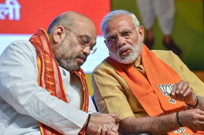 मोदी की सत्ता में वापसी के तुरंत बाद इस प्रदेश में गिरेगी कांग्रेस सरकार? फलोदी सट्टा बाजार में लग र मोदी की सत्ता में वापसी के तुरंत बाद इस प्रदेश में गिरेगी कांग्रेस सरकार? फलोदी सट्टा बाजार में लग र- India TV