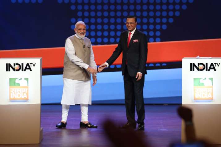 प्रधानमंत्री नरेंद्र मोदी और इंडिया टीवी के चेयरमैन एवं एडिटर-इन-चीफ रजत शर्मा। प्रधानमंत्री नरेंद्र मोदी और इंडिया टीवी के चेयरमैन एवं एडिटर-इन-चीफ रजत शर्मा।- India TV