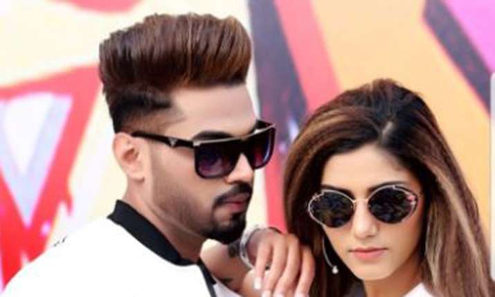 Sapna Choudhary and Wasim Sheikh's new song Nachke Dikha Sapna Choudhary and Wasim Sheikh's new song Nachke Dikha - India TV