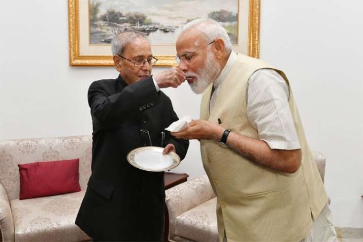 PM Narendra Modi meets Former President Pranab Mukherjee | Twitter PM Narendra Modi meets Former President Pranab Mukherjee | Twitter- India TV