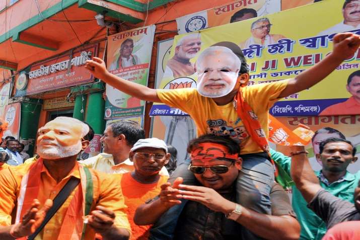 जश्न में डूबे भाजपा... जश्न में डूबे भाजपा...- India TV