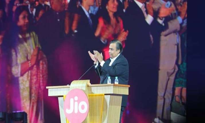 Reliance entry to digitise 5 million kirana stores by 2023 Reliance entry to digitise 5 million kirana stores by 2023- India TV Paisa