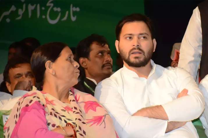 लोकसभा चुनाव में मिली करारी हार के बाद बिहार में राजद की बैठक, हार की होगी समीक्षा लोकसभा चुनाव में मिली करारी हार के बाद बिहार में राजद की बैठक, हार की होगी समीक्षा- India TV