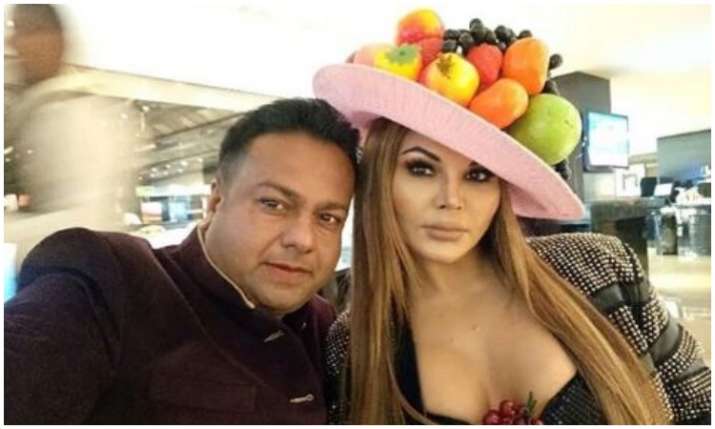 Rakhi sawant and Deepak kalal Rakhi sawant and Deepak kalal- India TV