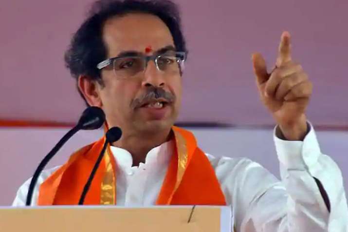शिवसेना ने अजहर को काली सूची में डालने के समय पर सवाल उठाने के लिए कांग्रेस की आलोचना की शिवसेना ने अजहर को काली सूची में डालने के समय पर सवाल उठाने के लिए कांग्रेस की आलोचना की- India TV