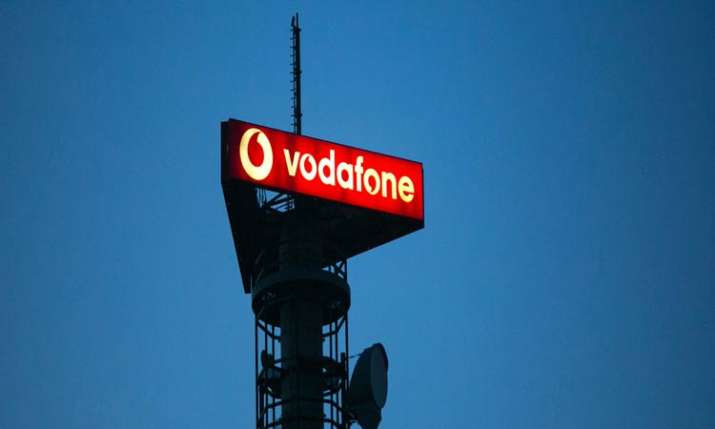 Vodafone pledges entire stake in VodaIdea with foreign banks Vodafone pledges entire stake in VodaIdea with foreign banks- India TV Paisa