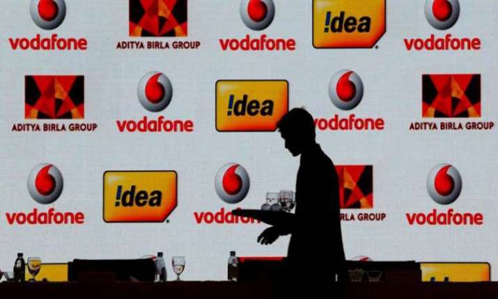 Vodafone Idea Q4 loss at Rs 4,882 cr Vodafone Idea Q4 loss at Rs 4,882 cr- India TV Paisa