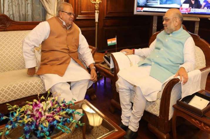Governor Satyapal Malik submit 3 page report on Jammu Kashmir to home minister Amit Shah Governor Satyapal Malik submit 3 page report on Jammu Kashmir to home minister Amit Shah- India TV