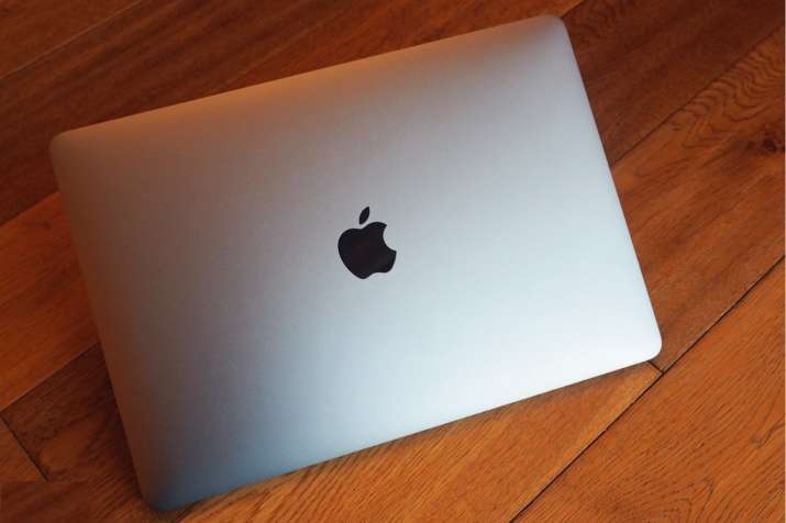 apple may use samsung display in macbooks and ipad apple may use samsung display in macbooks and ipad- India TV Paisa