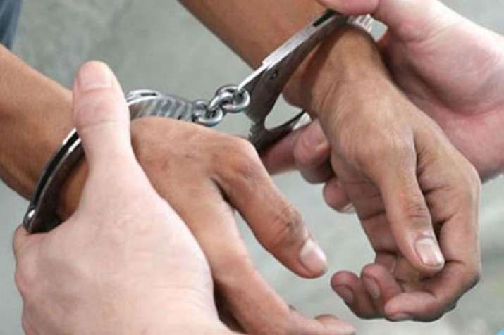 Noida policemen among 15 held for honey-trapping car drivers | PTI Representational Noida policemen among 15 held for honey-trapping car drivers | PTI Representational- India TV