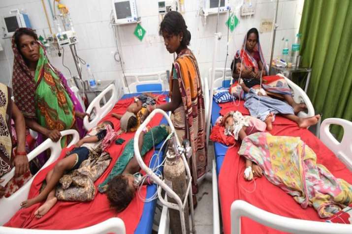 बिहार में चमकी बुखार का कहर जारी, मंत्रियों के खिलाफ सोशल मीडिया पर उतरा गुस्सा बिहार में चमकी बुखार का कहर जारी, मंत्रियों के खिलाफ सोशल मीडिया पर उतरा गुस्सा- India TV