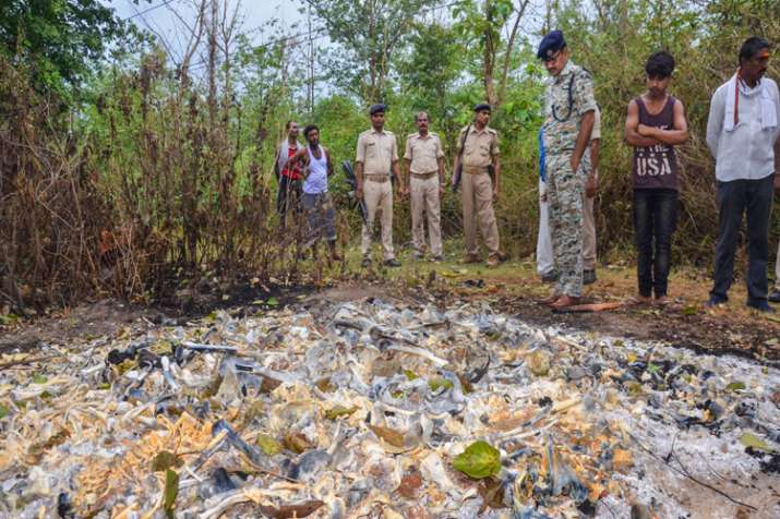 AES outbreak: Human skeletal remains found behind SKMCH in Muzaffarpur; probe ordered AES outbreak: Human skeletal remains found behind SKMCH in Muzaffarpur; probe ordered- India TV