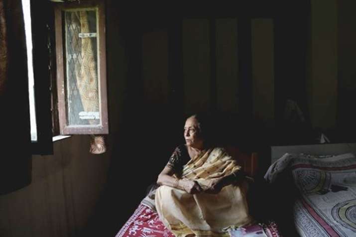 सरकार का बड़ा फैसला, अब माता-पिता की सेवा नहीं की तो होगी जेल सरकार का बड़ा फैसला, अब माता-पिता की सेवा नहीं की तो होगी जेल- India TV