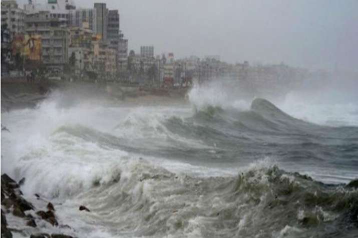 Gujarat likely to get heavy rain due to cyclonic storm Gujarat likely to get heavy rain due to cyclonic storm- India TV
