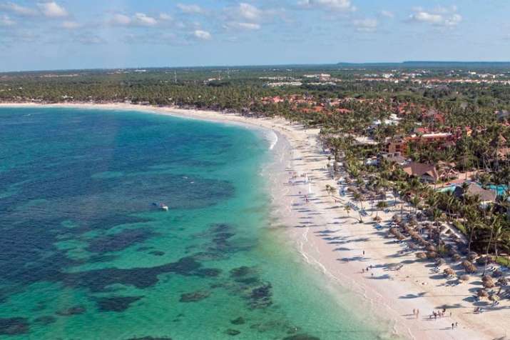 Woman died of shock after finding fiance dead in hotel bed in Dominican Republic Woman died of shock after finding fiance dead in hotel bed in Dominican Republic- India TV