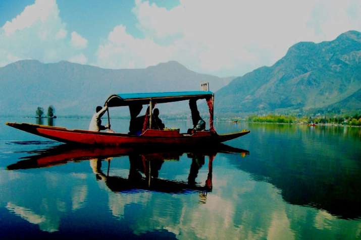 Irctc launches 6 day kashmir tour package all details... Irctc launches 6 day kashmir tour package all details...- India TV