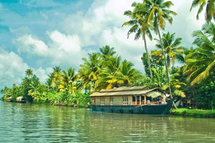 6 best place pushkar pondicherry ooty kerala tamil nadu... 6 best place pushkar pondicherry ooty kerala tamil nadu...- India TV