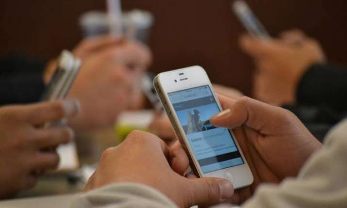 TRAI extends timeline for implementation of revised mobile port out norms TRAI extends timeline for implementation of revised mobile port out norms- India TV Paisa