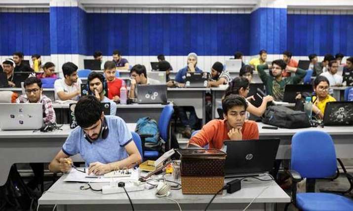 Logistics sector to add 1.49 lakh new jobs in Apr-Sept FY20 Logistics sector to add 1.49 lakh new jobs in Apr-Sept FY20- India TV Paisa