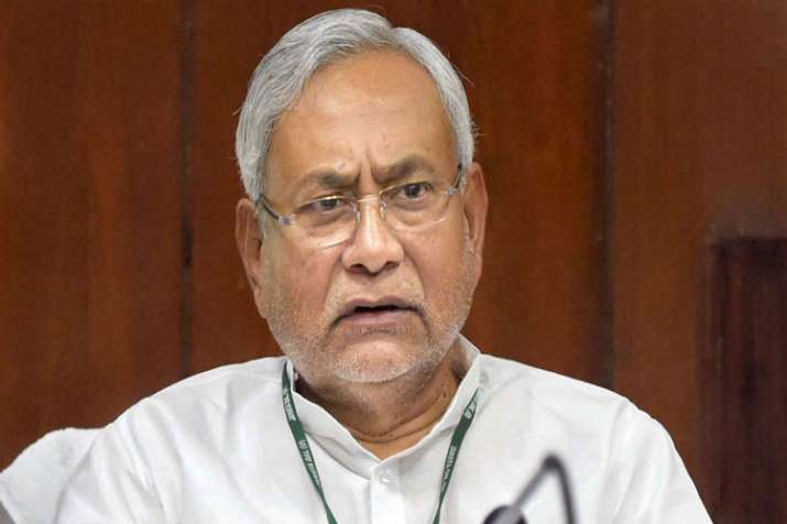 Nitish Kumar called an internal meeting on Encephalitis outbreak Nitish Kumar called an internal meeting on Encephalitis outbreak- India TV