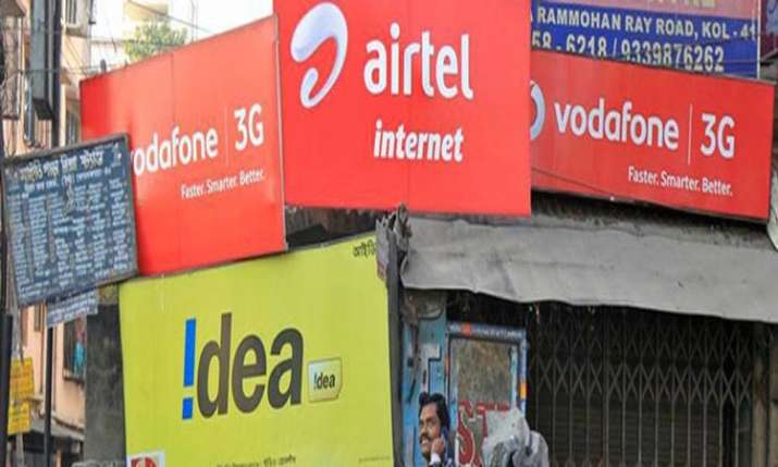 DCC clears imposing penalty on Airtel, Voda Idea DCC clears imposing penalty on Airtel, Voda Idea- India TV Paisa