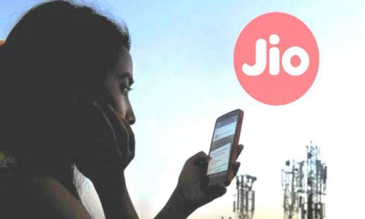Jio introduces special offers for cricket enthusiasts Jio introduces special offers for cricket enthusiasts - India TV Paisa