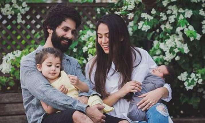 Shahid Kapoor and Mira Kapoor with kids Shahid Kapoor and Mira Kapoor with kids- India TV