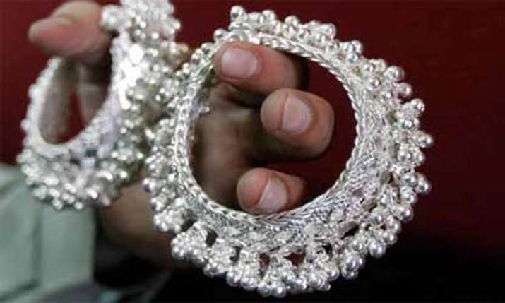 Silver up on fresh offtake, gold steady Silver up on fresh offtake, gold steady- India TV Paisa