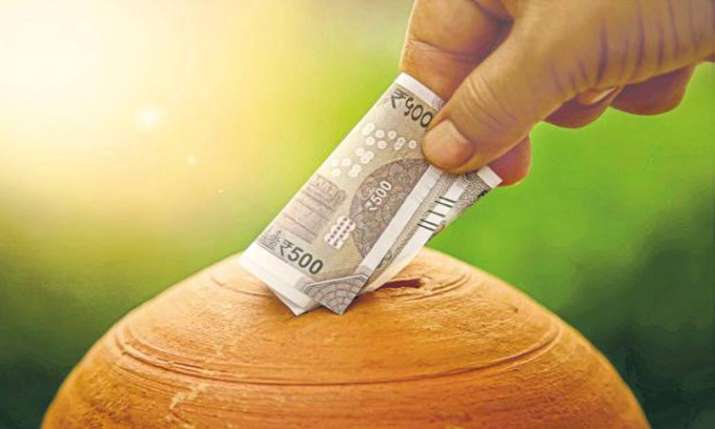 Govt cuts interest rate on small savings schemes by 0.1 pc Govt cuts interest rate on small savings schemes by 0.1 pc- India TV Paisa