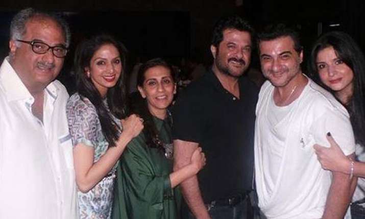 Sridevi with Kapoor family Sridevi with Kapoor family- India TV